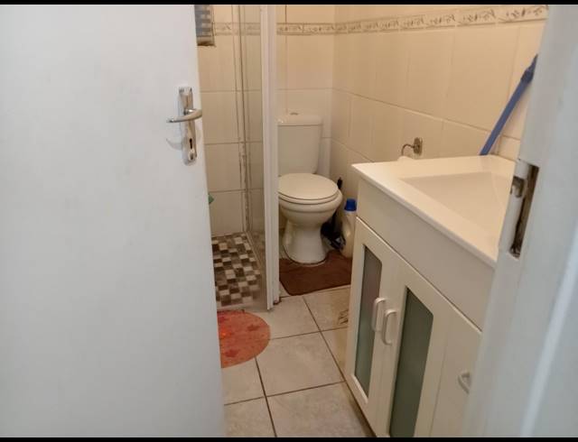 2 BEDROOM TOWNHOUSE FOR SALE IN THE WOLDS